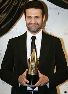 Click here for a short biography of Khaled Hosseini, the author of A Thousand Splendid Suns